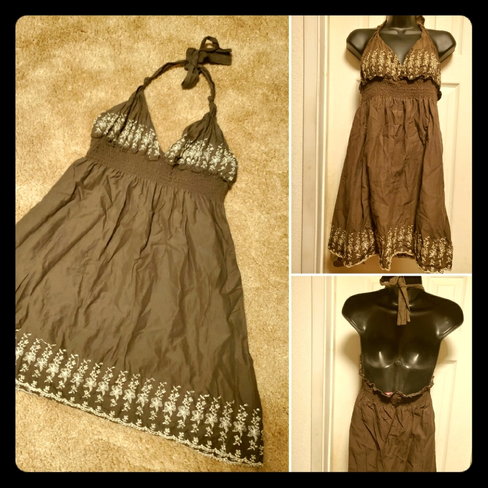 Eyelet Halter Dress/MEDIUM